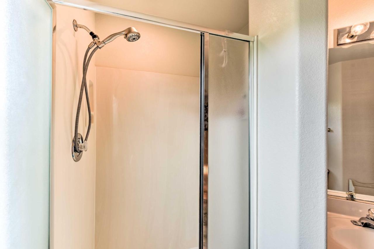 Phoenix Condo With Balcony And Spa - 14 Mi To Downtown 외부 사진